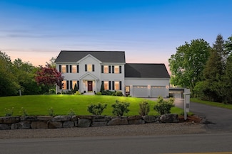 172 Orchard St, Byfield, MA 01922