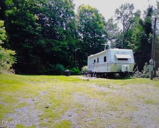 699 Morrell Creek Ln, Bluff City, TN 37618