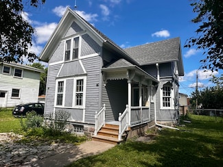 5942 N 84th St, Milwaukee, WI 53225