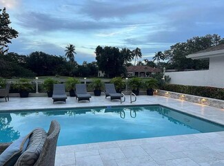 148 Greens Rd, Hollywood, FL 33021