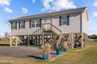1134 Whichards Beach Rd, Chocowinity, NC 27817