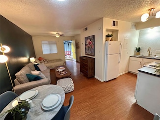 4209 Avenue B Unit 209, Austin, TX 78751