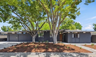 6441 Fordham Way, Sacramento, CA 95831