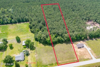 6650 Neuse Rd, Grantsboro, NC 28529