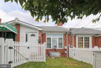 1056 N 28th St, Camden, NJ 08105