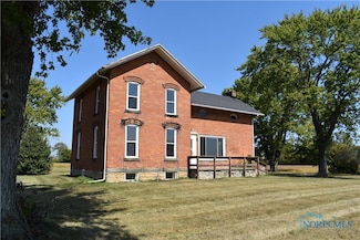 11840 Bancroft St, Swanton, OH 43558