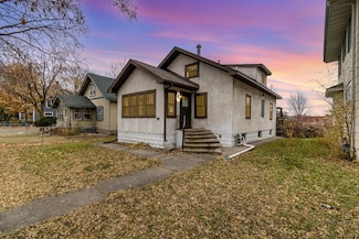 945 Margaret St, Saint Paul, MN 55106