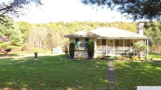 392 Doodletown Rd, Ancram, NY 12502