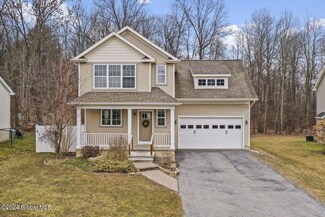31 Revere Run, Mechanicville, NY 12118