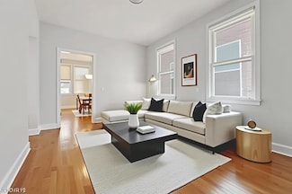 92 Warner Ave, Jersey City, NJ 07305