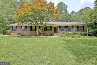 501 Bridlepath Ln, Peachtree City, GA 30269