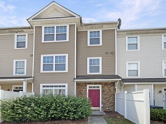 1310 Canyon Rock Ct Unit 106, Raleigh, NC 27610
