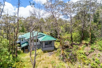 19-3944 Keonelehua Ave, Hilo, HI 96720