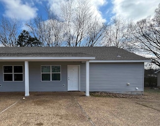 514 Johnson Street B St Unit B, Bolivar, TN 38008