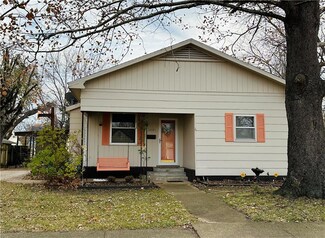 2514 Clark Ave, Parsons, KS 67357