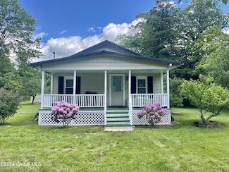 610 Rock City Rd, Ballston Spa, NY 12020