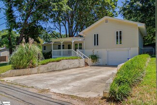 204 Bahan St, Taylors, SC 29687