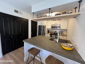 5751 N Kolb Rd Unit 33202, Tucson, AZ 85750