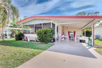 2475 Karen Dr, Mount Dora, FL 32757