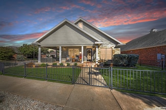 2252 Cotton Blvd, New Braunfels, TX 78130