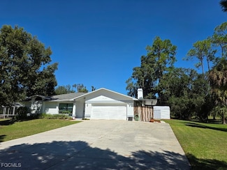 21151 Captain Nelson Ct, Alva, FL 33920