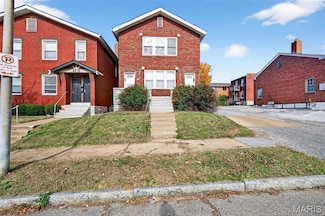 4313 Tholozan Ave, Saint Louis, MO 63116