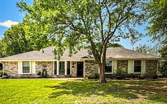 6915 Bailey Rd, Sachse, TX 75048