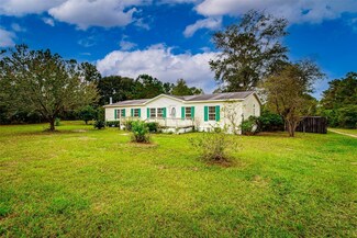 18044 Geranium Ln, Hilliard, FL 32046