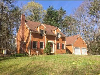 64 Moses Carr Rd, Rollinsford, NH 03869