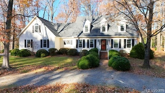 99 Lakepoint Dr, Clarksville, VA 23927