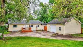 407 N Otter Creek Rd, Streator, IL 61364