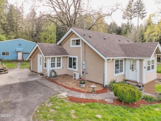 2075 NE Mossy Loop, Toledo, OR 97391