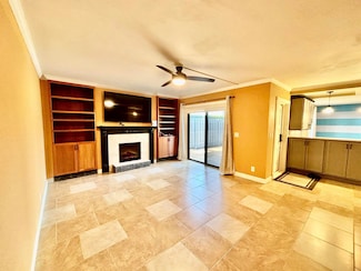 102 Woodland Rd, Palm Springs, FL 33461