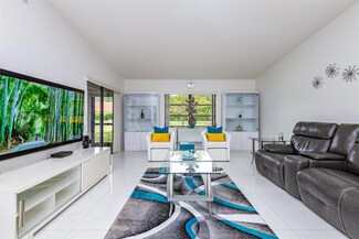 8077 Whispering Palm Dr Unit 1, Boca Raton, FL 33496