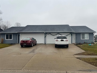 1630 W 8th St S, Newton, IA 50208