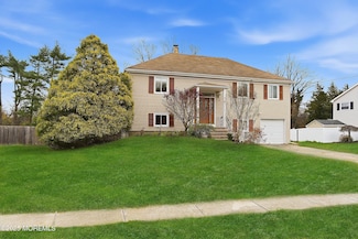 8 Hampton Dr, Jackson, NJ 08527