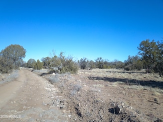 137 Cattle Dr Unit 28, Ash Fork, AZ 86320