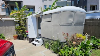 13713 S Vermont Ave Unit 20, Gardena, CA 90247