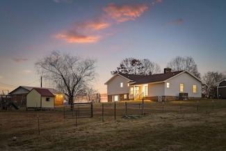 300 County Road 480, Englewood, TN 37329
