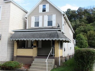 800 6th Ave, Ford City, PA 16226