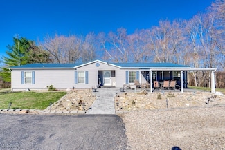 58379 Wintergreen Rd, Senecaville, OH 43780