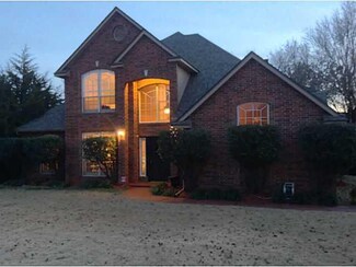 524 Redvine Rd, Edmond, OK 73034