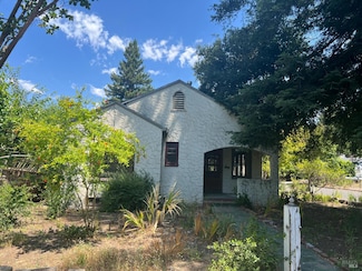 1021 Howard St, Santa Rosa, CA 95404