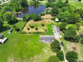 61 County Road 4705, Poplar Bluff, MO 63901