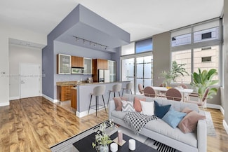 9055 SW 73rd Ct Unit 310, Miami, FL 33156