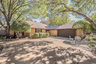 5004 Lake View Cir, North Richland Hills, TX 76180