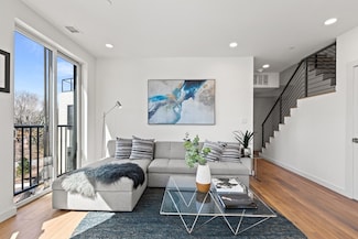 97 Elmwood St Unit 310, Cambridge, MA 02140