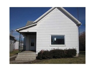 439 E North St, Winchester, IN 47394