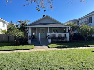 216 10th Ave NE, Saint Petersburg, FL 33701