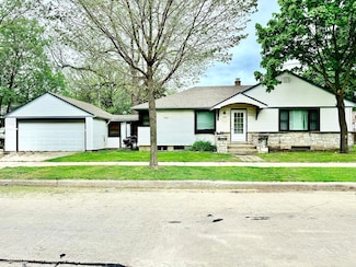 5879 N 29th St, Milwaukee, WI 53209